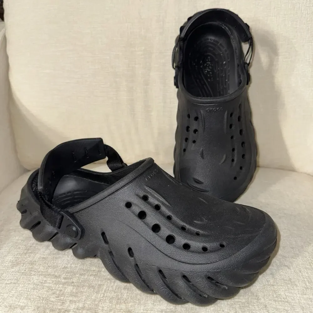 Crocs Echo Black On Black 211560-001 - Size M8 / W10 EUC